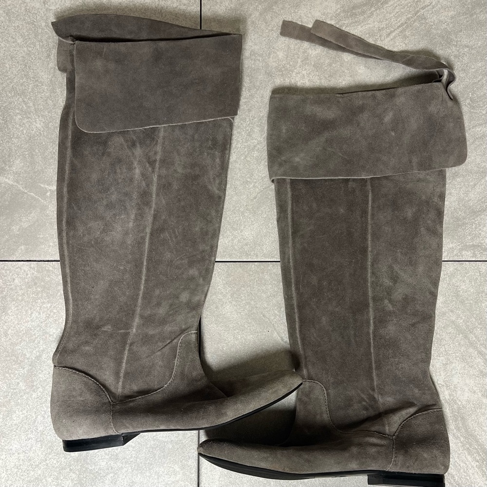 VTG Guess Gray Suede Slouch Boots